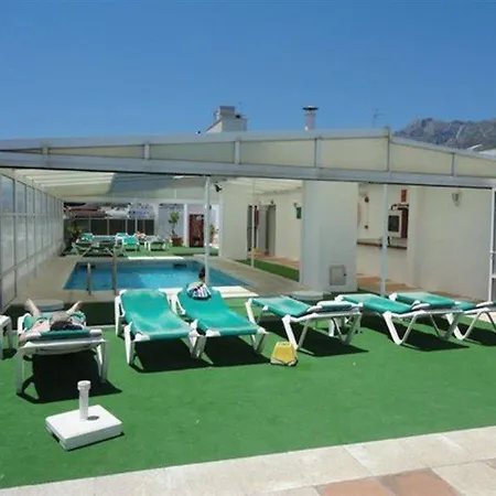 Hotel Monarque El Rodeo 3*