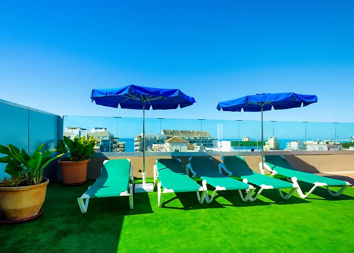 Hotel Monarque El Rodeo