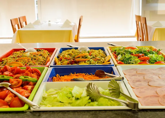 Monarque El Rodeo Hotel