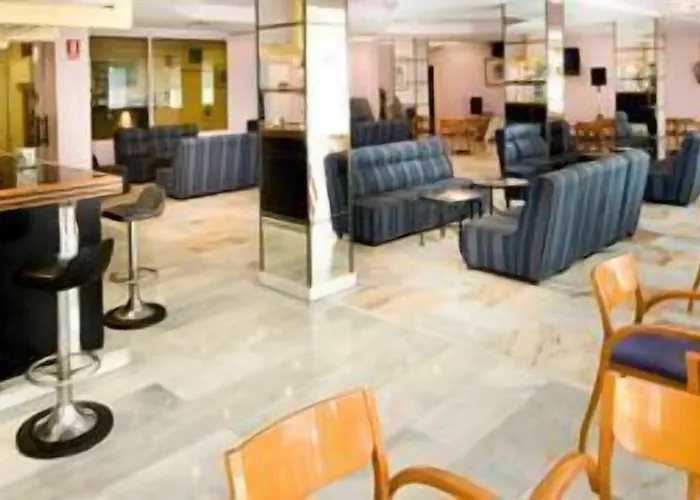 Monarque El Rodeo Hotel