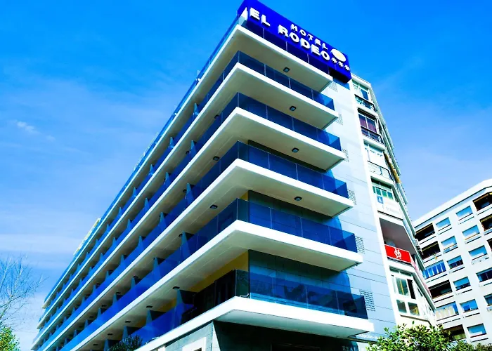 Hotel Monarque El Rodeo