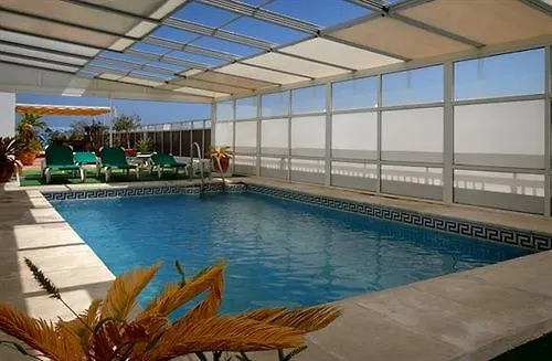 Monarque El Rodeo Hotel 3*