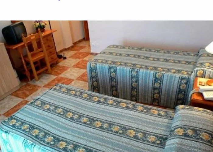 Hotel Monarque El Rodeo