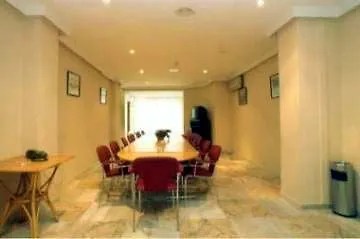 Monarque El Rodeo Hotell